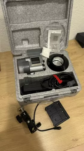 Apa0020a20 Aputure Amaran Cob 60x S Bi Color Led Monolight #2