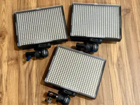 H528s Aputure Amaran Daylight Led Three Light Kit #2
