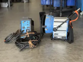 L0.0006581 Arri M40 Hmi 4kw Kit With Ballast Head Cables Scrims Barn Doors And Lamp 4000w