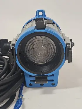 L1.79200.a-83824 Arri 300 Plus Tungsten Portable Lightweight Fresnel Spotlight L1.79200 #3