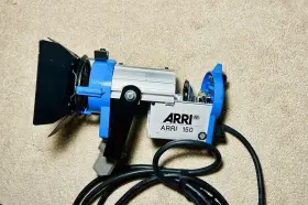 L1.79360.a Arri 150w Tungsten Fresnel Light With Barn Doors Set Of 2 #2