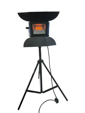 L1.82100.a Arri Miniflood 1000w Mini Flood Photography Light W Tripod Barn Doors #2