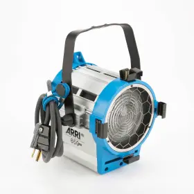 Lk.0005510 Arri Junior 650 Plus Tungsten Fresnel Light With 4.3 Inch Lens - Sku#1700450 #2