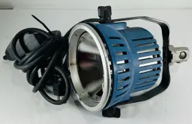 Ltharl176900 Arri Arrilite 1000 Watt Light - Sku#1700581 Read Details