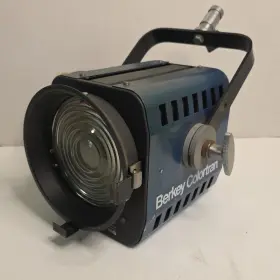100-145 Berkey Colortran Berkley Colotran 1kw 6 Inch Fresnel Stage Light W Bulb 120 Volts
