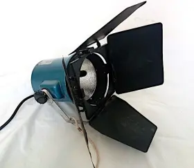 100-301 Berkey Colortran Fresnel Light With Bulb - Film Photography Stage