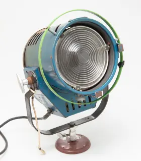 100-361 Colortran 8 Inch 1.5-2kw Ring Focus Fresnel Stage Light Model