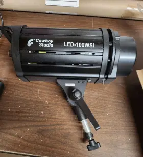 100wsi Cowboystudio Professtional Adjustable Led Light 5500k