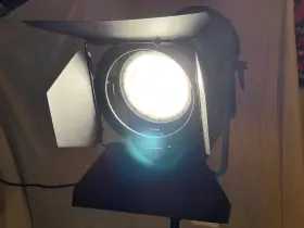 Drpl-fl-5000d Dracast Led 5000d Daylight Fresnel And Pelican Case Excellent Condition #2