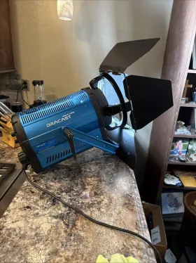 Drwf-fl-1500d Dracast Daylight Led Cob Cinema Lighting Unit With Barndoors See Pics