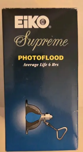 115-120v Eiko Supreme Photoflood Ebw 500w E26 Frosted Incandescent Bulb White