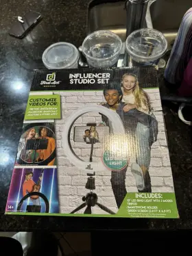 First Act 843433103579 Social Media Video Maker 10 Inch Led Ring Light Tripod Phone Holder And Green Screen