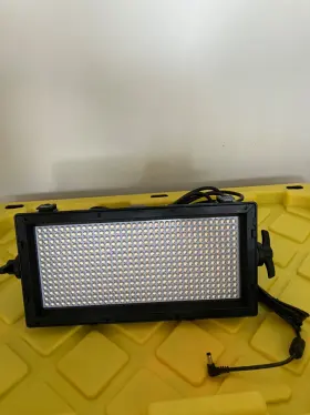 Sp-e-500iid Genaray Daylight 500 Spectroled - With Extra Power Supply
