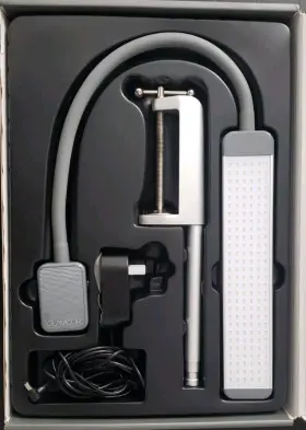 Glamcor 810020190236 Led Reveal Light With Clamp And Power Supply New Open Box