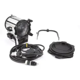 1881449 Ikan Lsw-004 Lightstar 2000w Tungsten Fresnel Light - Sku#1881449