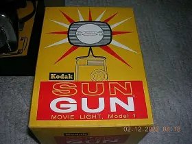 D371 Kodak Sun Gun Movie Light Model 1 No. In Original Box #2