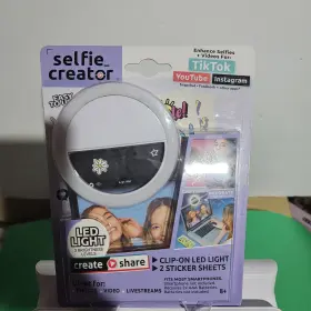 872011 License 2 Play Selfie Creator - Light And Stickers Kit For Instagram Tiktok