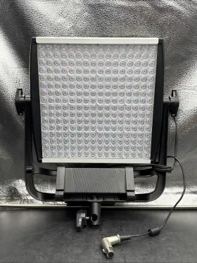 935-2023 Litepanels Used Astra 3x Bi-color Led Light Panel -55watt With Rechargeable Battery