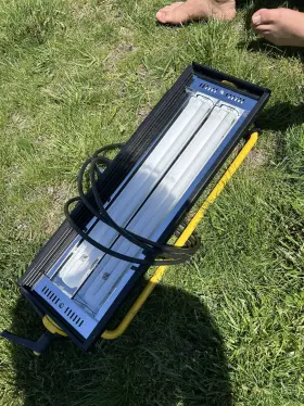 250dm Lowel Fluo-tec Studio Dimmable Fluorescent Light