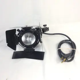 477566 Lowel Pro-light 250 Watt With Barn Doors Free Shipping