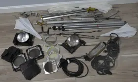 625477 Lowel Light Kit 2 Omni 1 Tota Stands Case Barndoors Scrims And More #2