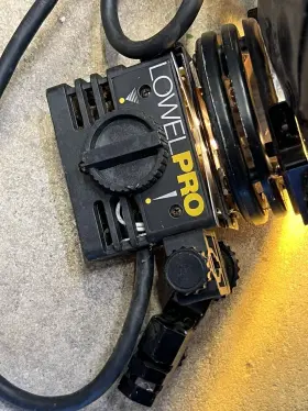 P2-101 Lowel Pro-light Focusing Flood Light For Parts Read #2