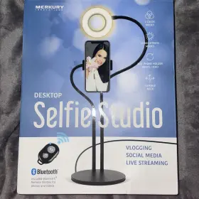 Merkury 194383004646 Ring Light Phone Holder