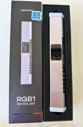 10100464 Neewer Rgb1 Magnetic Handheld Light Stick With Touch Control And App #2