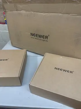 10101490 Neewer Upgraded 660 Pro Ii Rgb Led Video Light With App Control&stand Kit