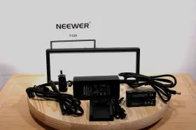 T120 Neewer 692753533234 Studio Super Slim Bi-color Dimmable Led Video Light With Lcd Display