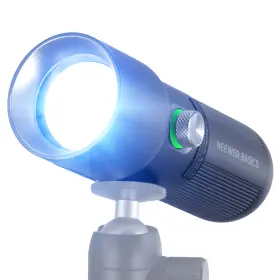 Fl10d Neewer 921268812973 Rgb Flashlight 4 Colors/20 Gobos 10w 7500mah For Video/studio