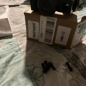 Hw-11 Neewer