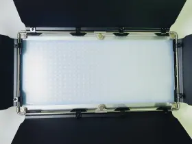 Rgb960 Neewer Led Light With App Control 960 Smd Leds Cri95 /3200k-5600k/bright