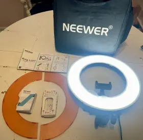 Rp18b Neewer 18 Inch Portable Ultra Thin Ring Light - Used 1 Time Euc