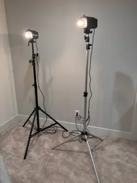 X1600 Paul C. Buff White Lightning Studio Lighting With Stands - Qty 2 #2