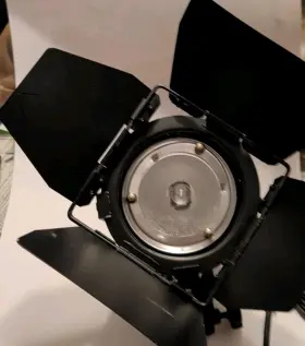 Pbl Mx300-f 300 Watt / 3200k - Focusing Flood Light Used Working With W Doors