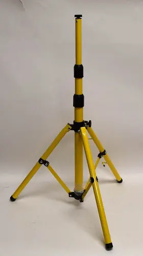 311001 Prolight Portable Work Light Tripod Mount 26 Inch Wide