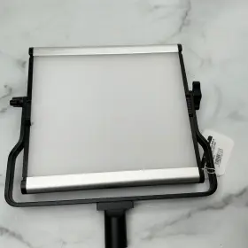 B88b Promaster Basis Bi Color Led Light Used Good