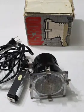 Qs-300 Tee Gee Vintage Qs300 Quartz Video Light In Original Box Tested And Works Rare