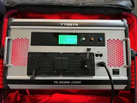 Tg-rgbw-2200c Trigyn Gear Vari-light Rgb W Led Soft Lighting Panel - Sku#1526864