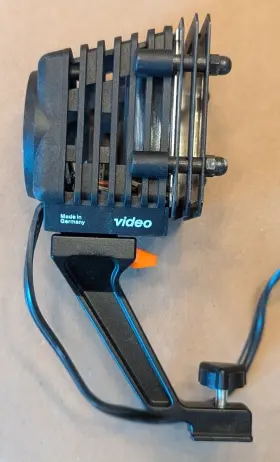 800lmp Unomat Video Light And Bulbs #3