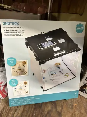 660406 We R Memory Keepers Shotbox Collection Portable Photo Studio Kit New White #2