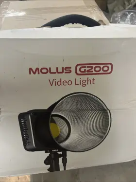 C040023am1 Zhiyun Molus G200 200w Bi-color Pocket Cob Led Light #c040023am1