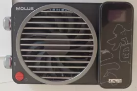 X100 Zhiyun Molus Bi-color Pocket Cob Monolight #2