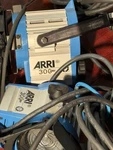 Arri 300 Plus Tungsten Fresnel W Barn Doors And Scrims Clamp (lot Of 6). Fixed Price $95.00.