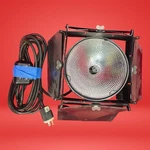 Lowel Dp 1000W Continuous Light With Barn Doors And Bulb. Fixed Price $74.36.