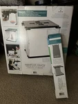 Nib We Memory Keepers 660406 Photo Studio Kit Bonus Shotbox Infinity Backdrops. Fixed Price $99.00.