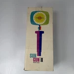 Vintage Sylvania Sun Ii Movie SG-55 Continuous Lighting Unit With Box. Fixed Price $12.94.