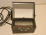 Mc Lights & Mfg L3000 400W Baby Tungsten Halogen Softlite Studio. Fixed Price $80.10.