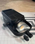 Nanlite FS-200B Bi-color 200W Led Monolight Bowens Mount 2700-6500K Missing Cap. Fixed Price $219.99.